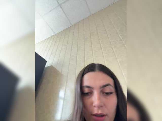 NikkySecrets live cam