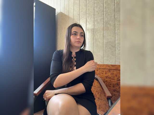 NikkySecrets live cam on BongaCams