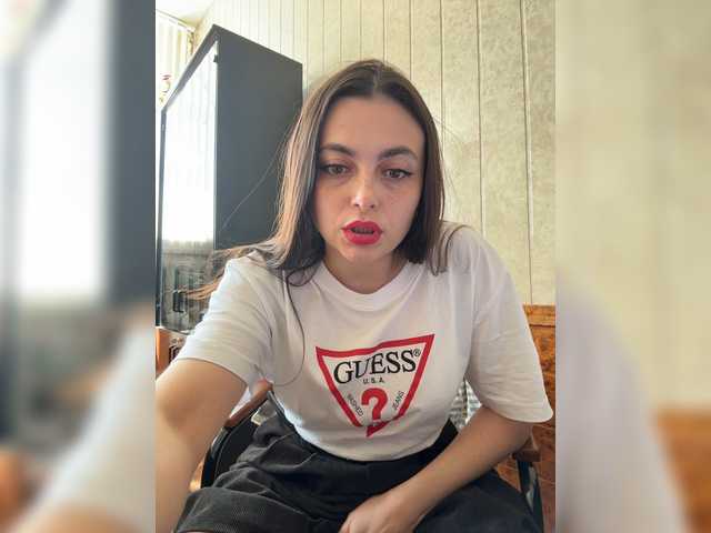  NikkySecrets chat room