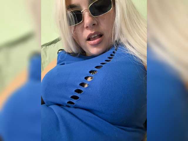 -RiskyVixen-