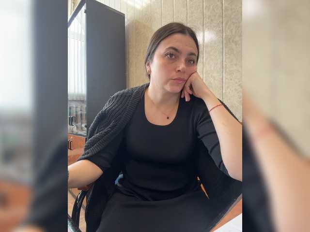  NikkySecrets chat room