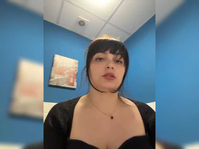  NikkySecrets chat room