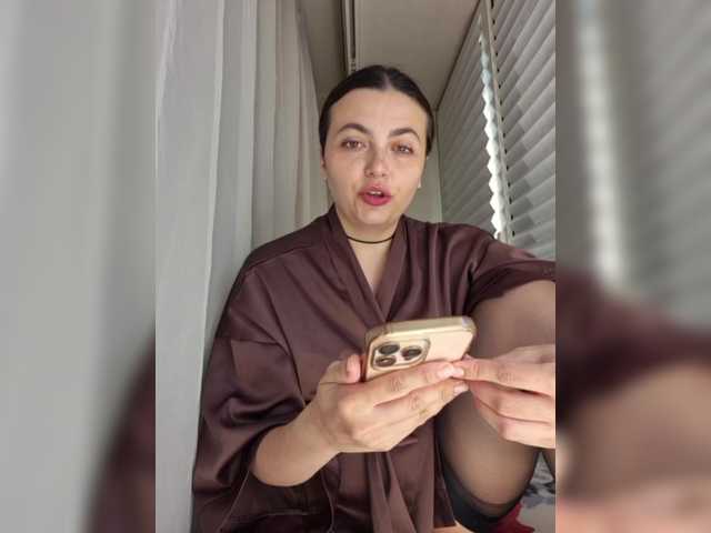 NikkySecrets live cam