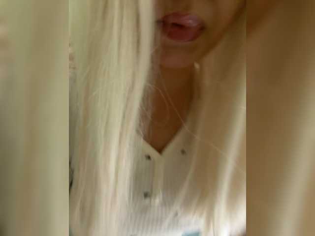 -RiskyVixen-