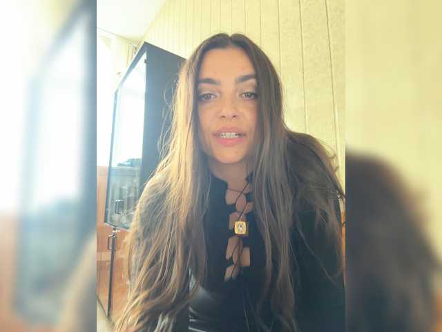 NikkySecrets live cam on BongaCams