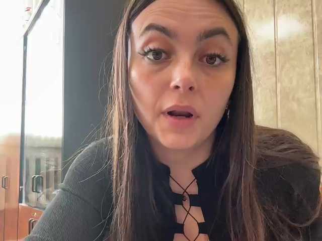  NikkySecrets chat room