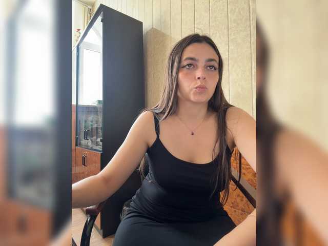 NikkySecrets live cam on BongaCams