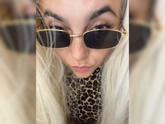 -RiskyVixen-
