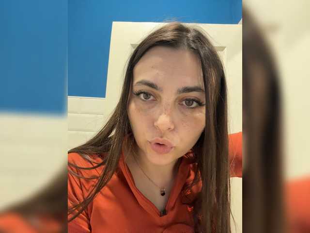 NikkySecrets live cam