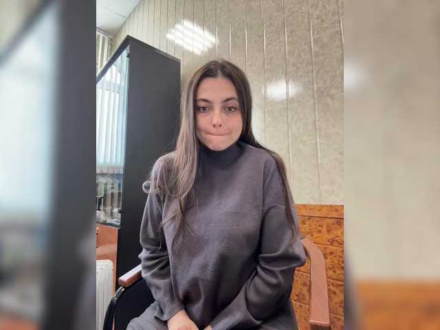  NikkySecrets chat room