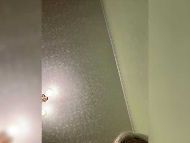-RiskyVixen- live cam on BongaCams
