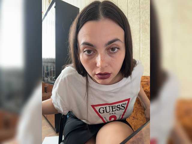  NikkySecrets chat room