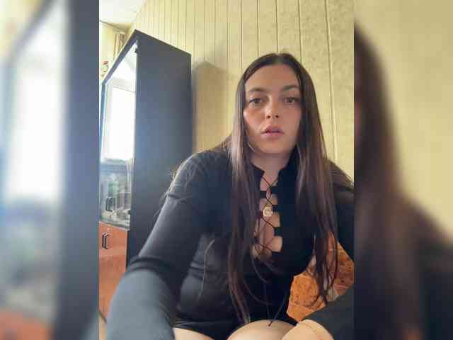 LustySass webcam