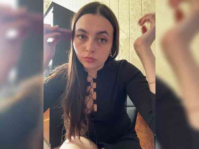 LustySass webcam