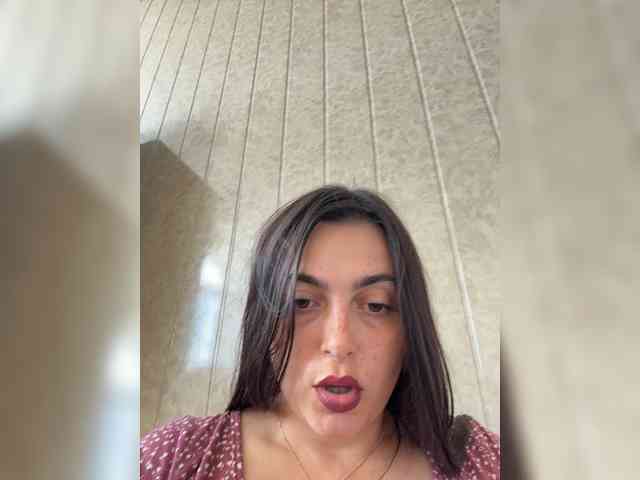 Lustysass's cam show statistics and live stream