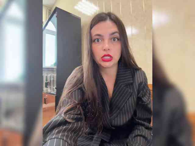 LustySass webcam