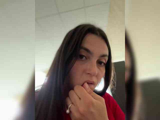 LustySass webcam