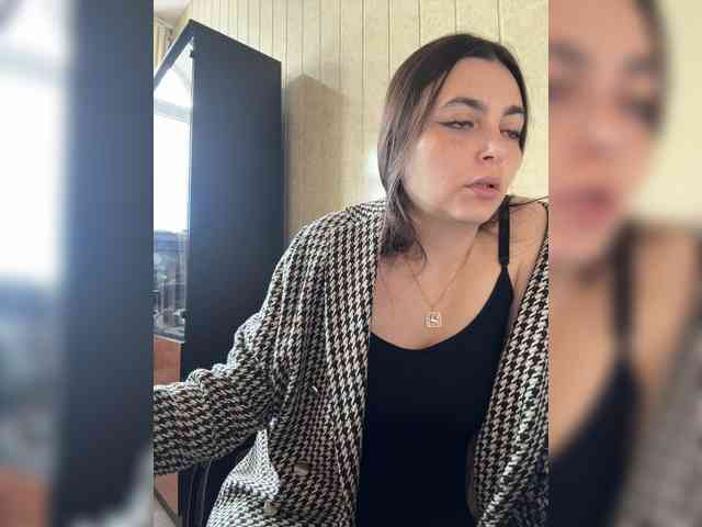 LustySass webcam