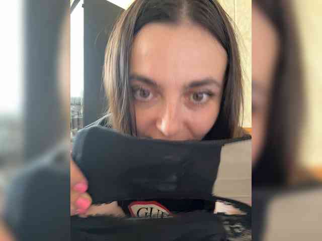 LustySass webcam