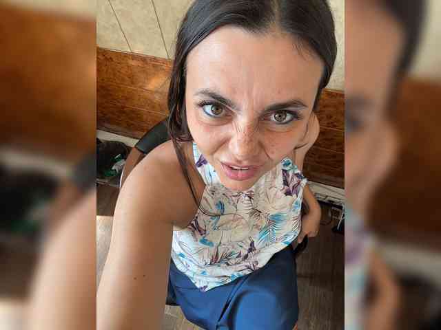LustySass webcam