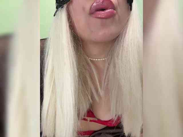 -RiskyVixen-