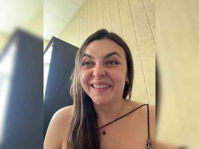 LustySass webcam