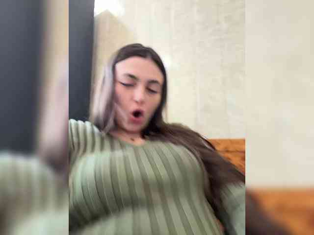 NikkySecrets Live Webcam on BongaCams