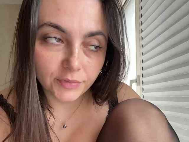 LustySass webcam