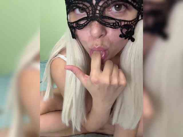 -RiskyVixen-