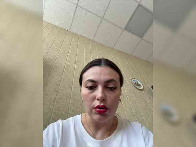 LustySass webcam