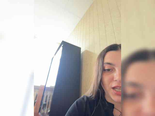 LustySass webcam