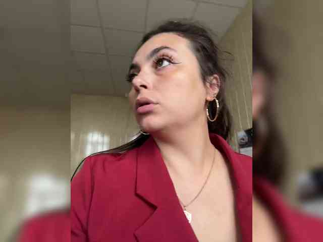 LustySass webcam