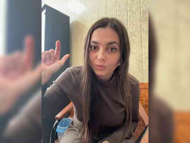 LustySass webcam