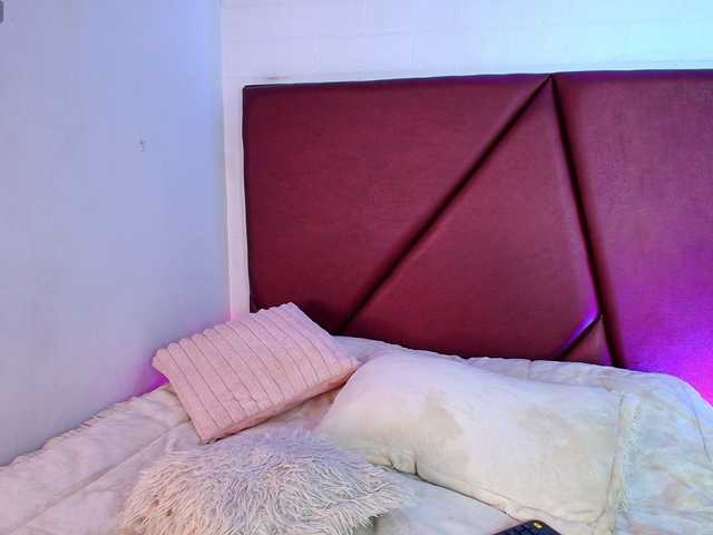 Lexi-Howard- live cam on BongaCams