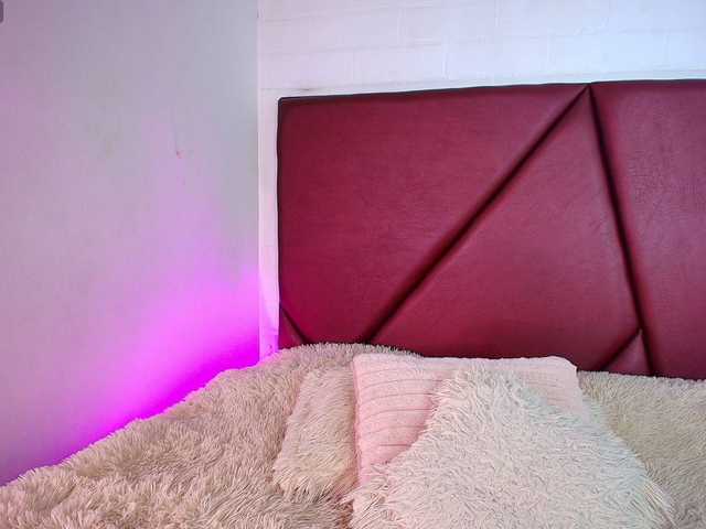Lexi-Howard- live cam on BongaCams