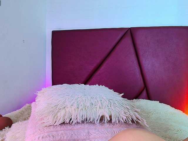 Lexi-Howard- live cam on BongaCams