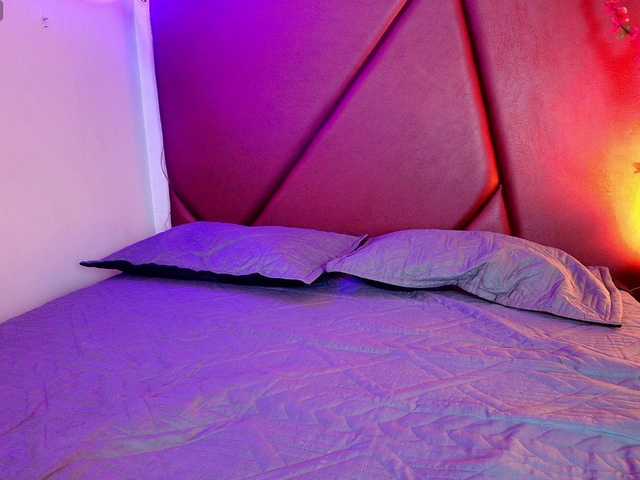 Lexi-Howard-'s BongaCams show and profile