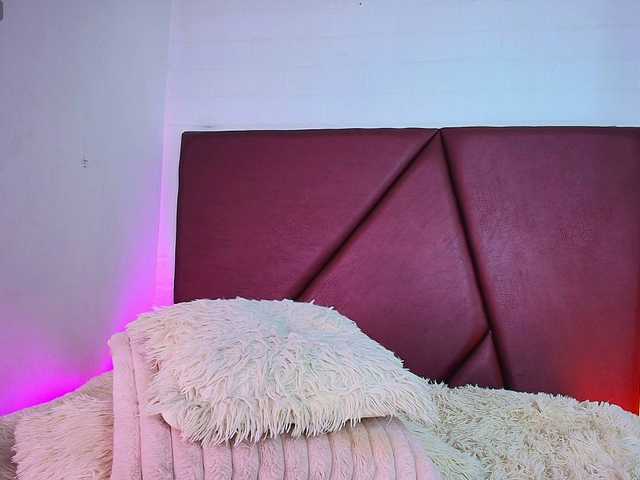 Lexi-Howard- live webcam show