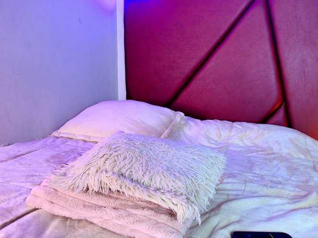 Lexi-Howard- live cam on BongaCams