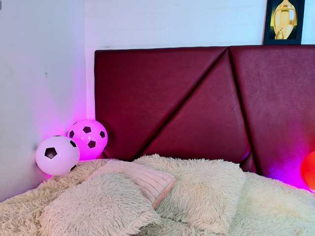 Lexi-Howard- live cam on BongaCams