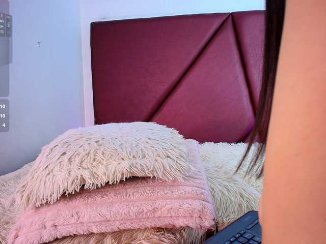 Lexi-Howard- live cam on BongaCams