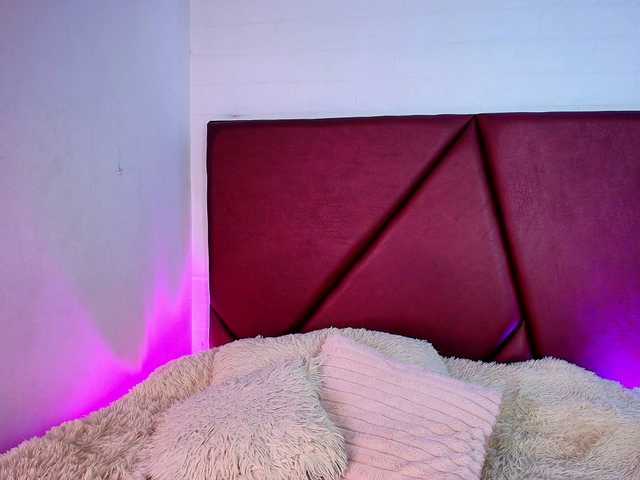 Lexi-Howard- live cam on BongaCams
