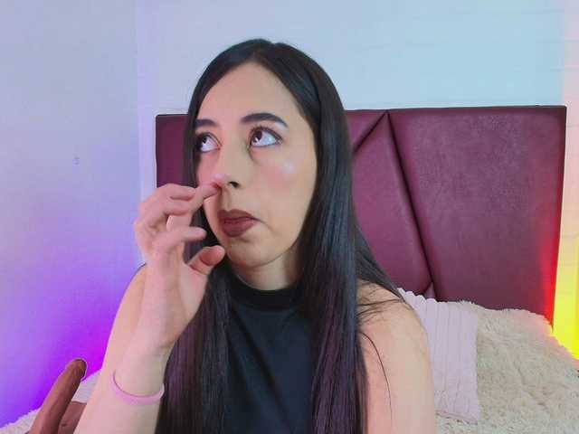Lexi-Howard- live cam on BongaCams
