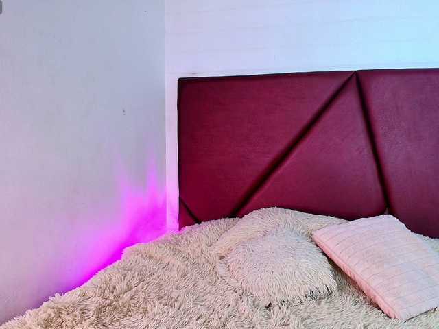 Lexi-Howard- live cam on BongaCams