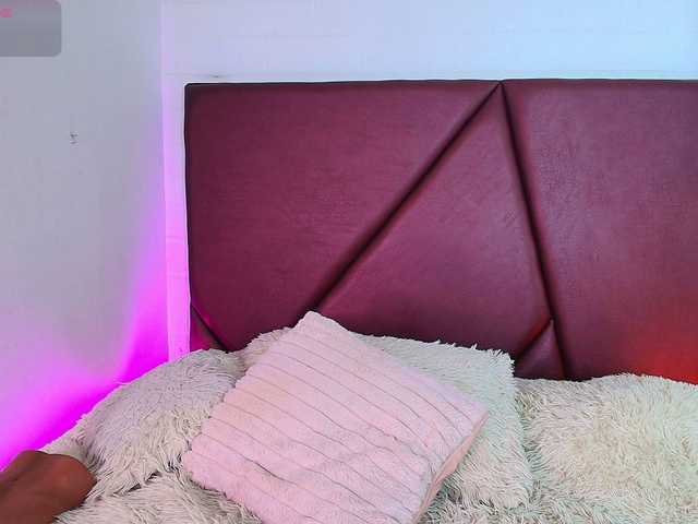 Lexi-Howard- live webcam show