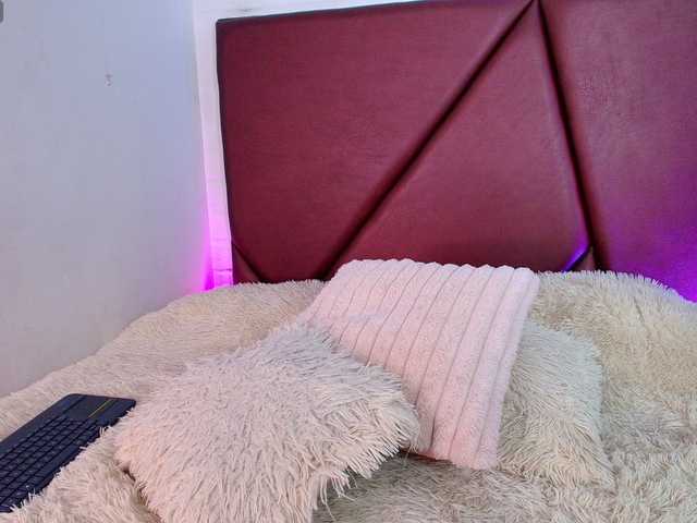 Lexi-Howard- live cam on BongaCams
