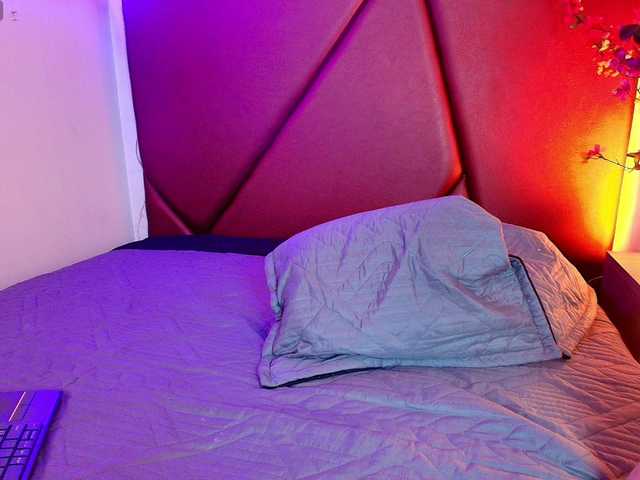 Lexi-Howard-'s BongaCams show and profile