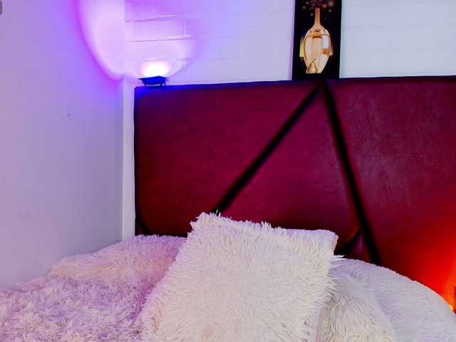 Lexi-Howard- live cam on BongaCams