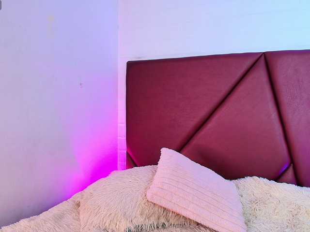 Lexi-Howard- live cam on BongaCams