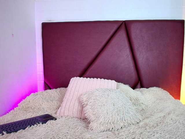 Lexi-Howard- live cam on BongaCams